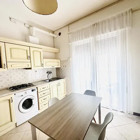 Euroresidence - Vicino Al Mare E Al Centro - Immobil Relax Apartmán Lido di Jesolo
